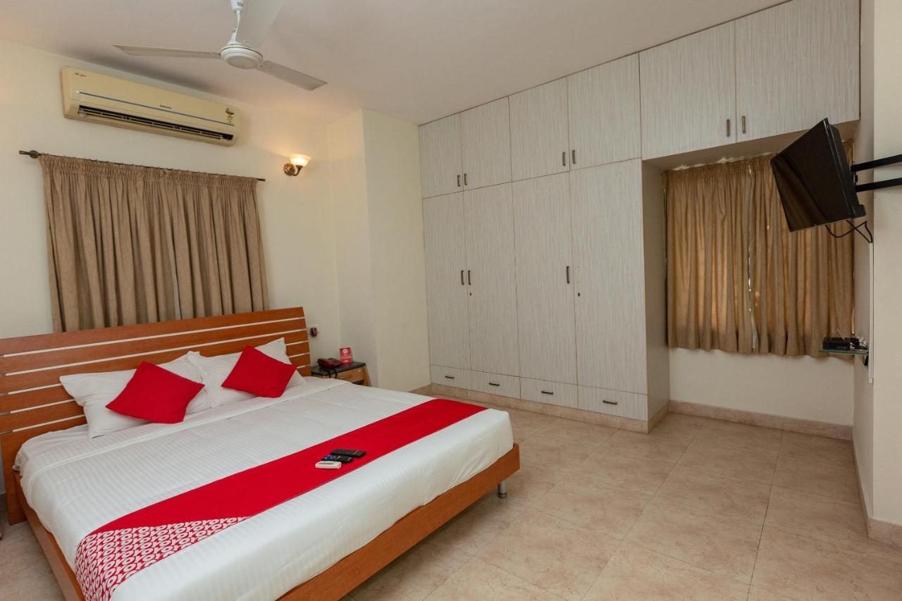 Oyo 23202 Cute Orange Service Apartments Ченнаи Экстерьер фото