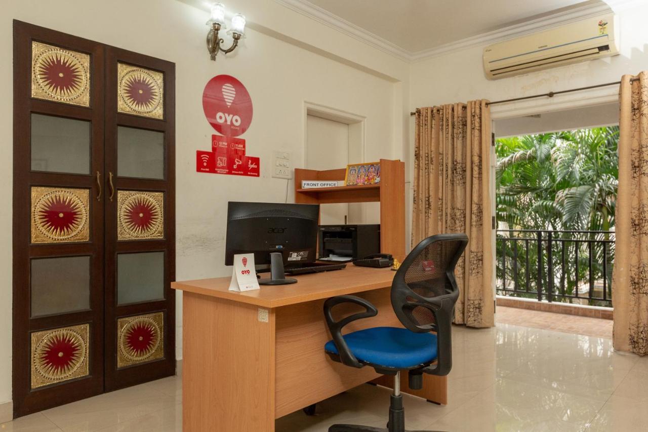 Oyo 23202 Cute Orange Service Apartments Ченнаи Экстерьер фото